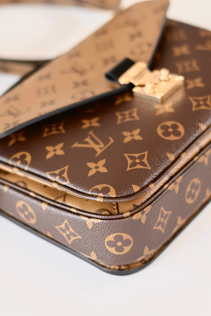 Louis Vuitton Pochette Metis Reverse Monogram
