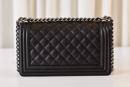 Chanel medium Boybag black