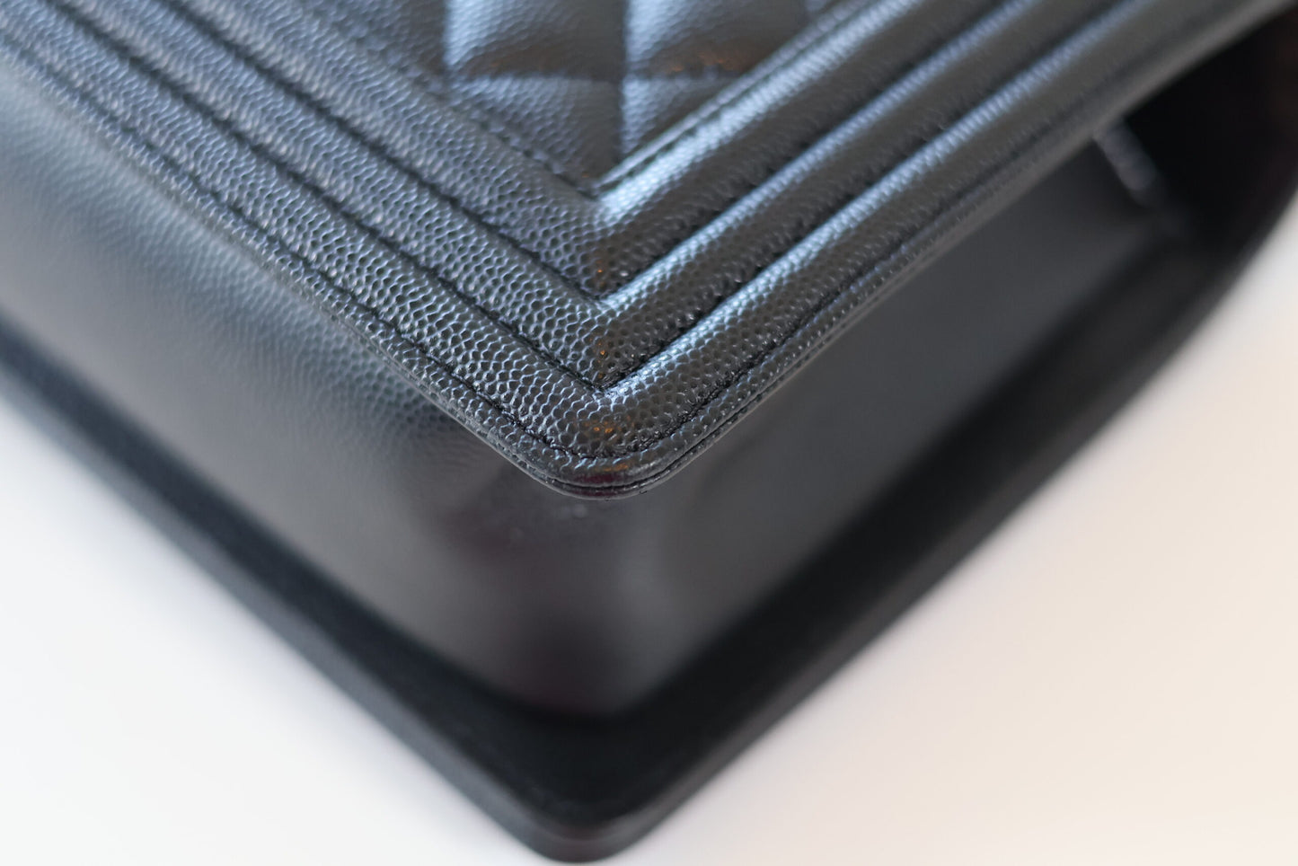 Chanel medium Boybag black