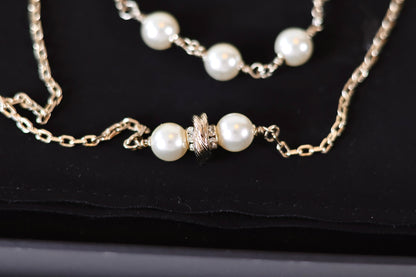 Chanel CC Pearl necklace