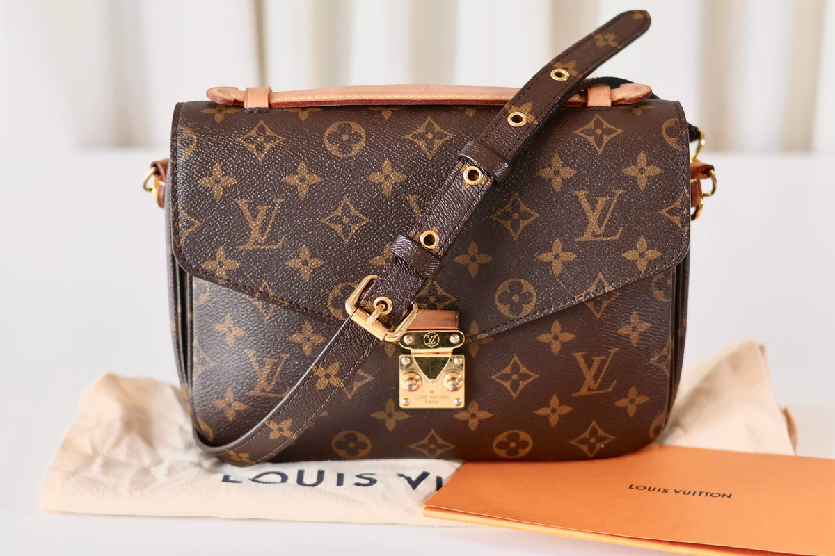 Louis Vuitton Pochette Metis Monogram