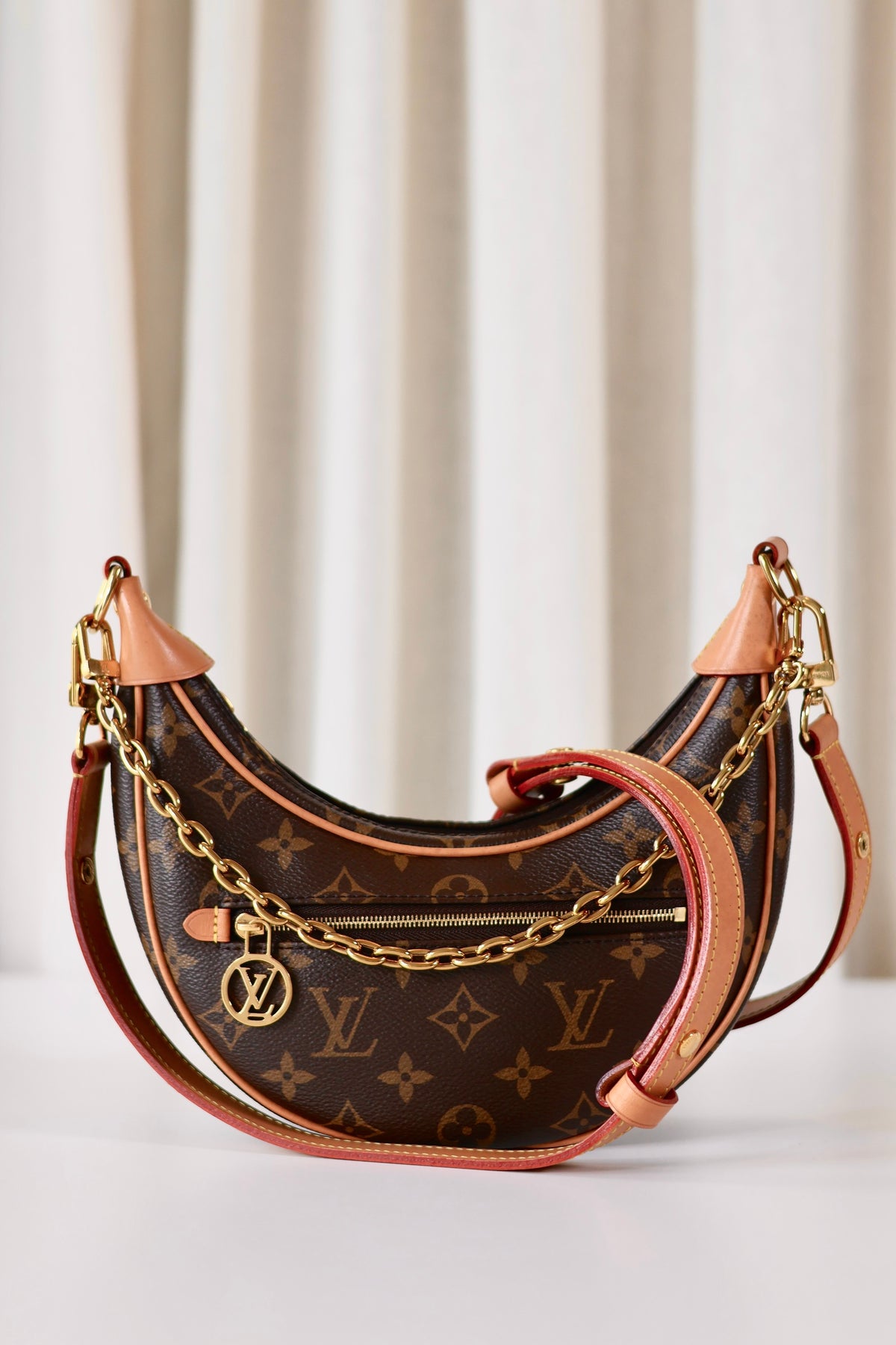 Louis Vuitton Loop Monogram