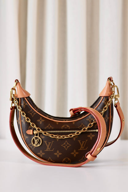 Louis Vuitton Loop Monogram