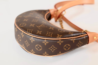 Louis Vuitton Loop Monogram