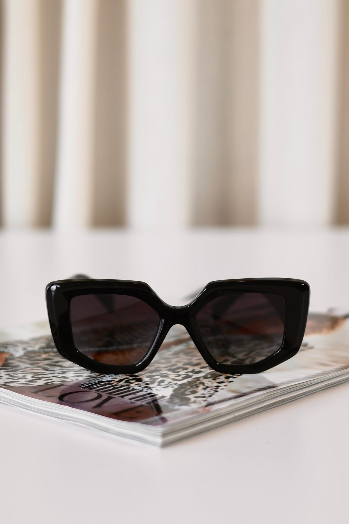 Prada Sunglasses Black