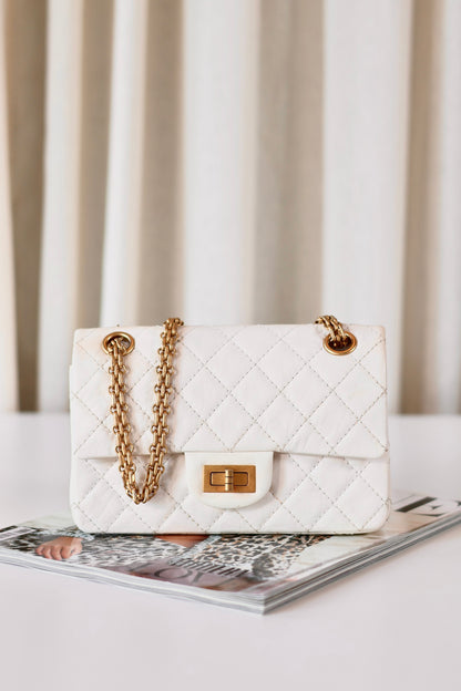 Chanel Reissue 2.55 mini flap bag white