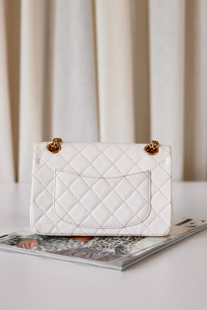 Chanel Reissue 2.55 mini flap bag white
