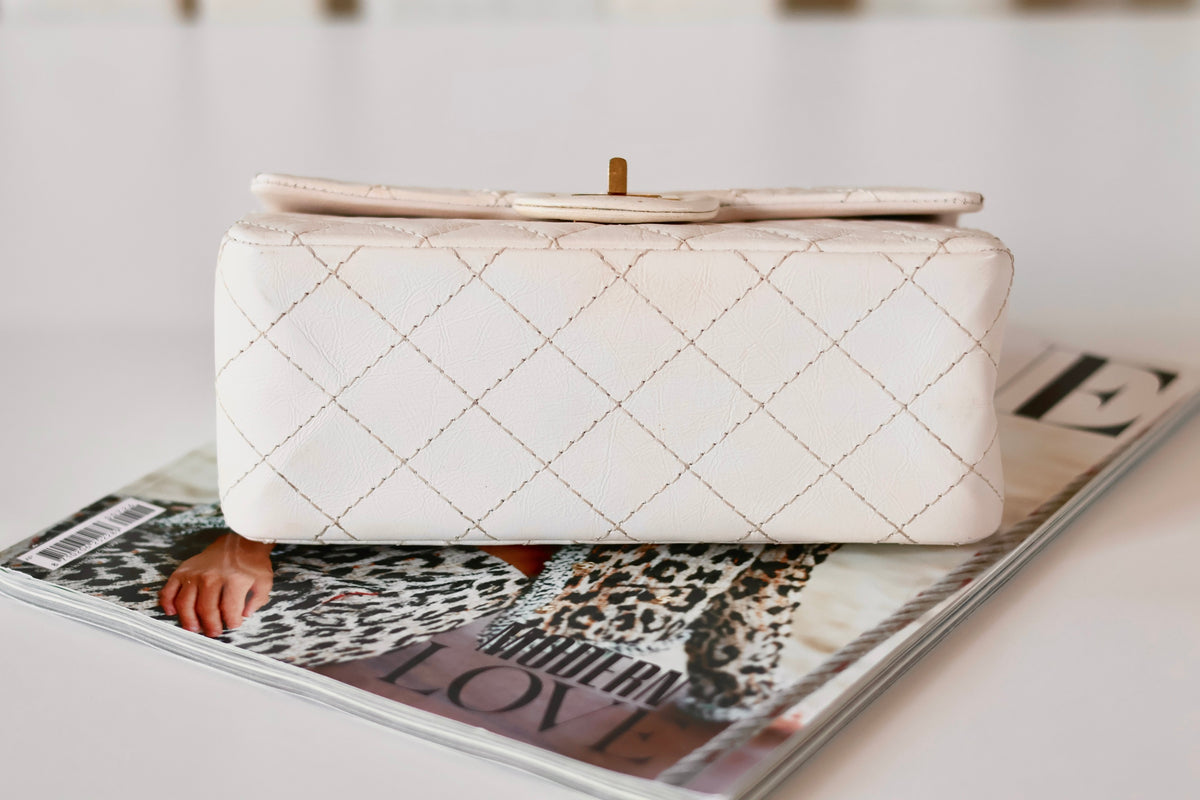 Chanel Reissue 2.55 mini flap bag white