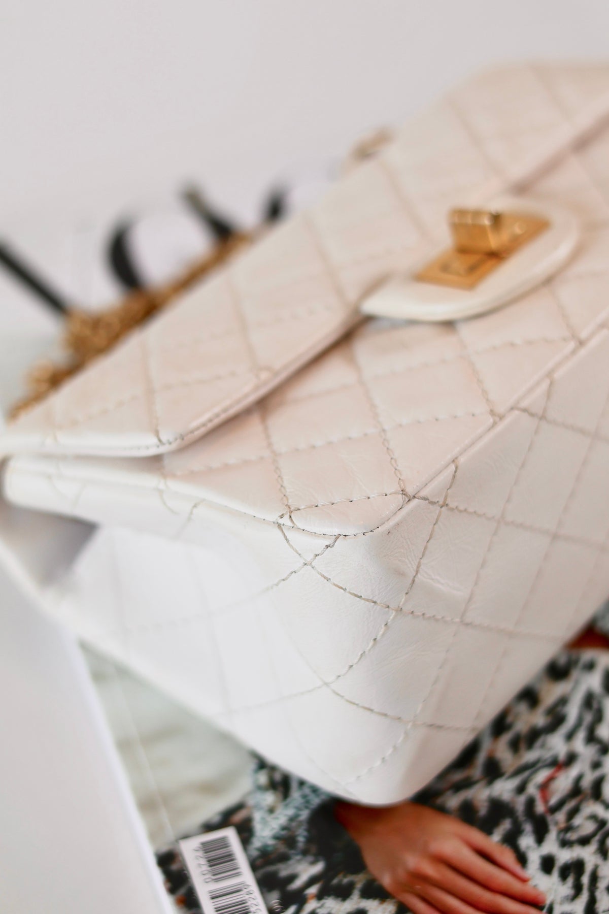 Chanel Reissue 2.55 mini flap bag white