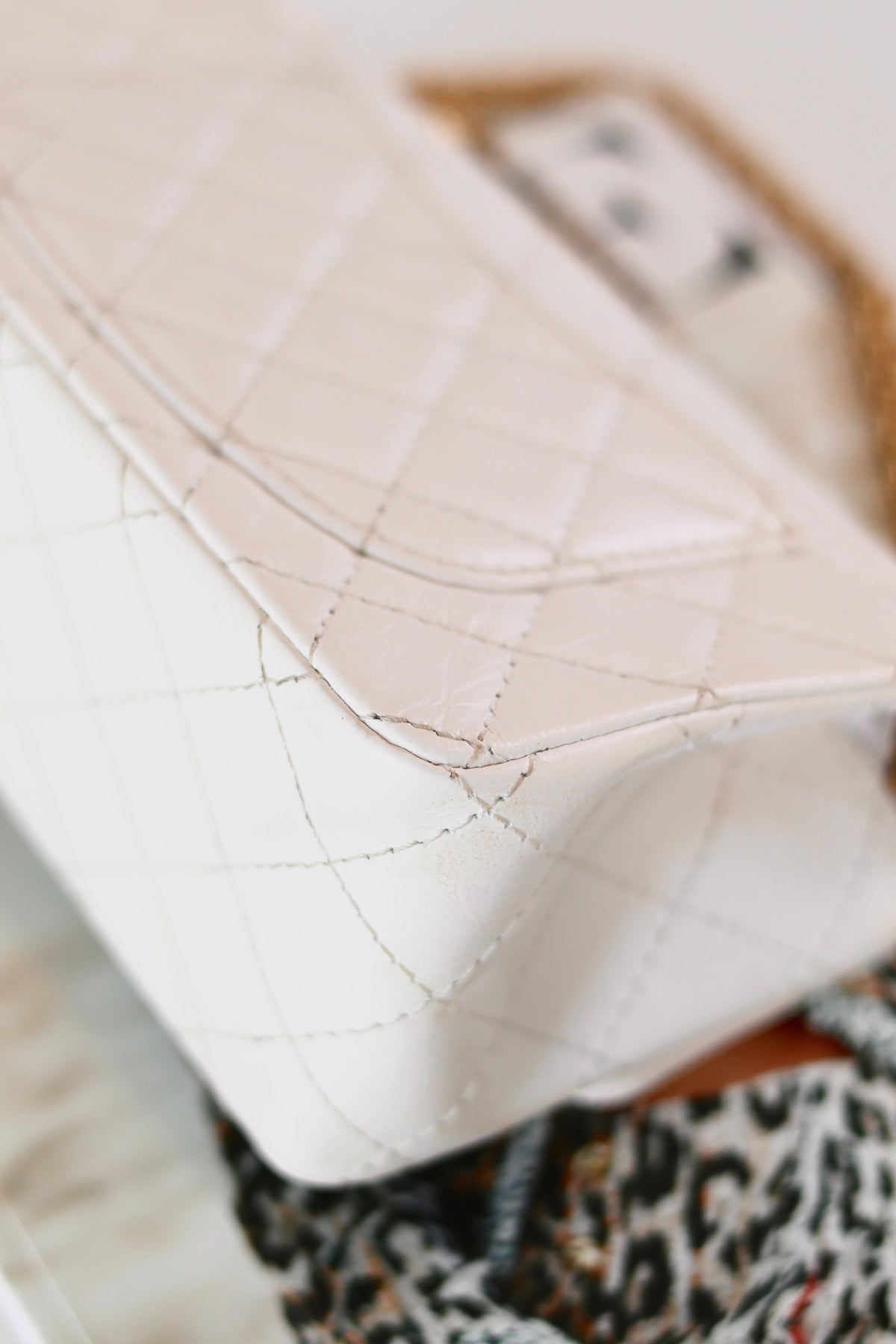 Chanel Reissue 2.55 mini flap bag white