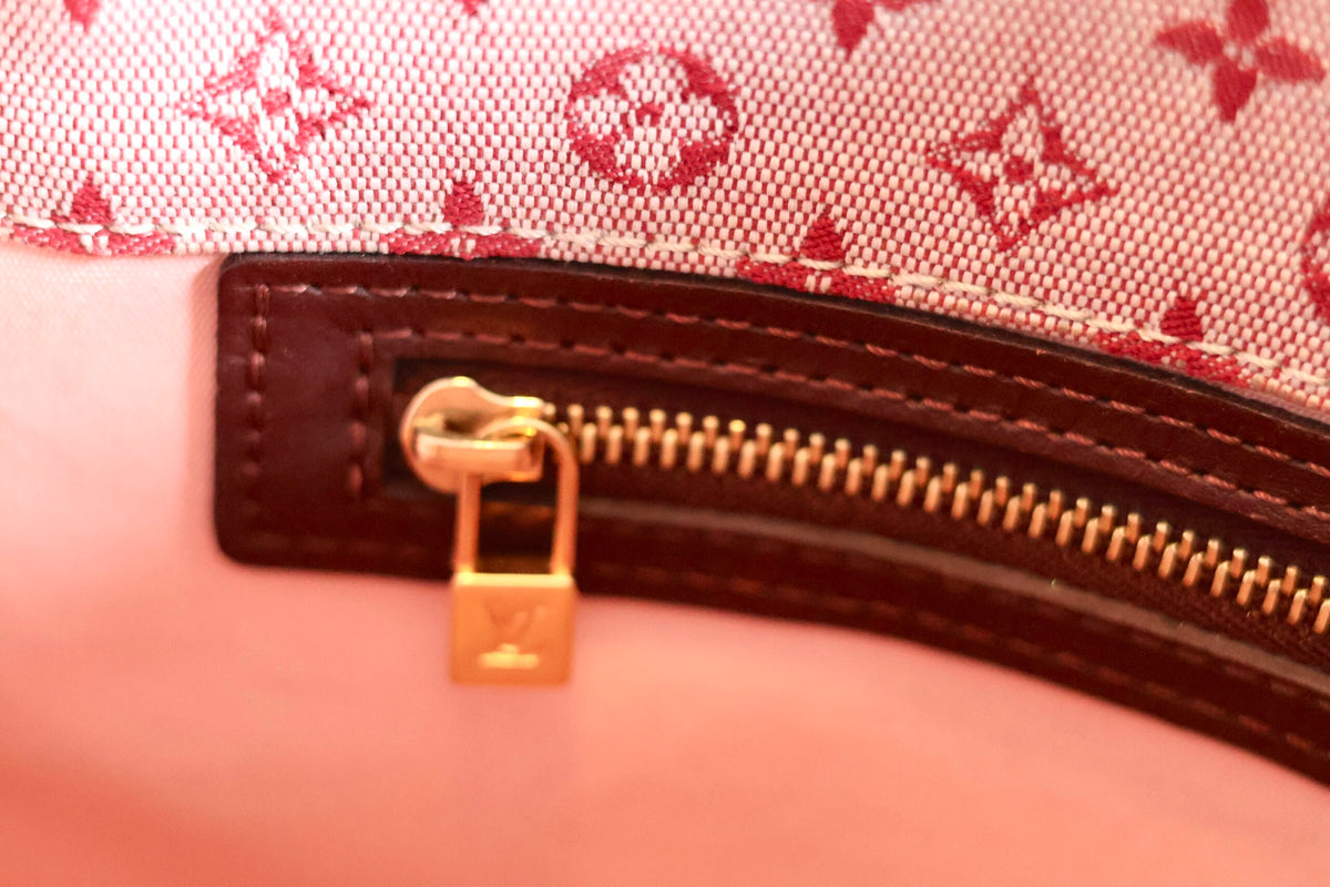 Louis Vuitton Mini Lin Besace