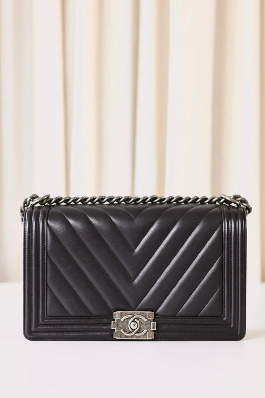 Chanel Boy Bag large black