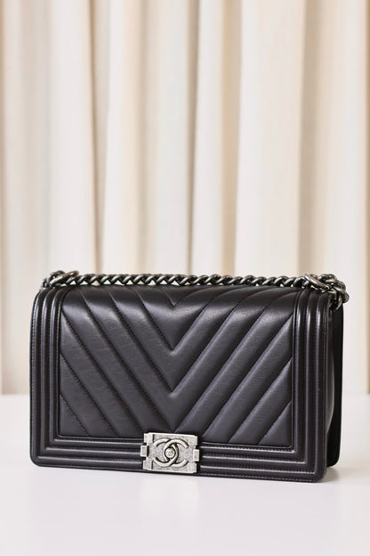 Chanel Boy Bag large black