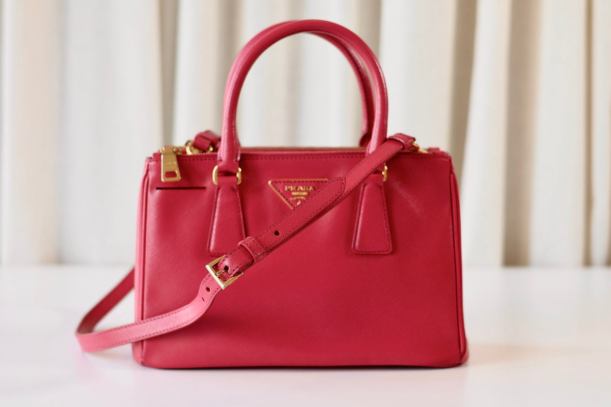 Prada Galleria small pink
