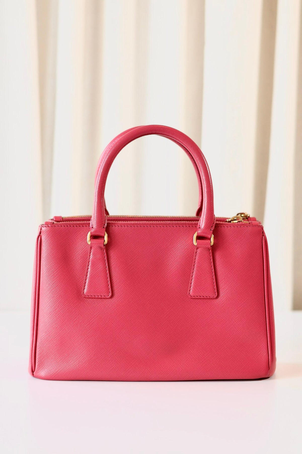 Prada Galleria small pink