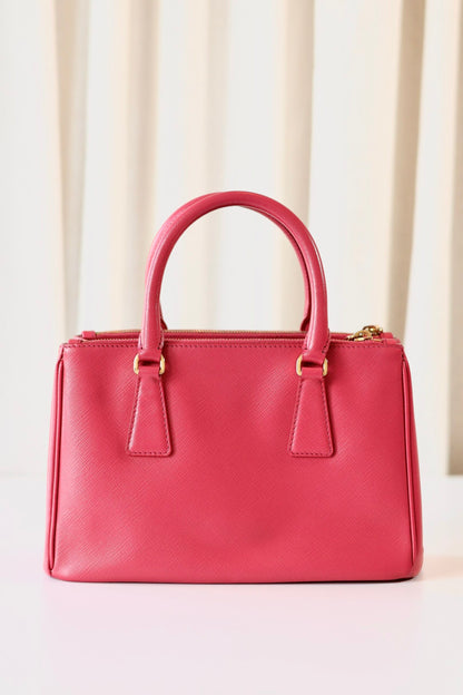 Prada Galleria small pink