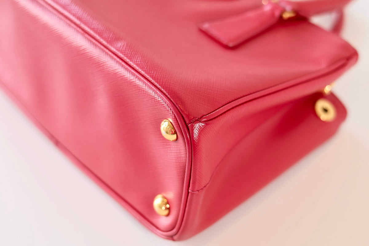 Prada Galleria small pink