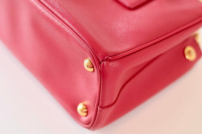 Prada Galleria small pink