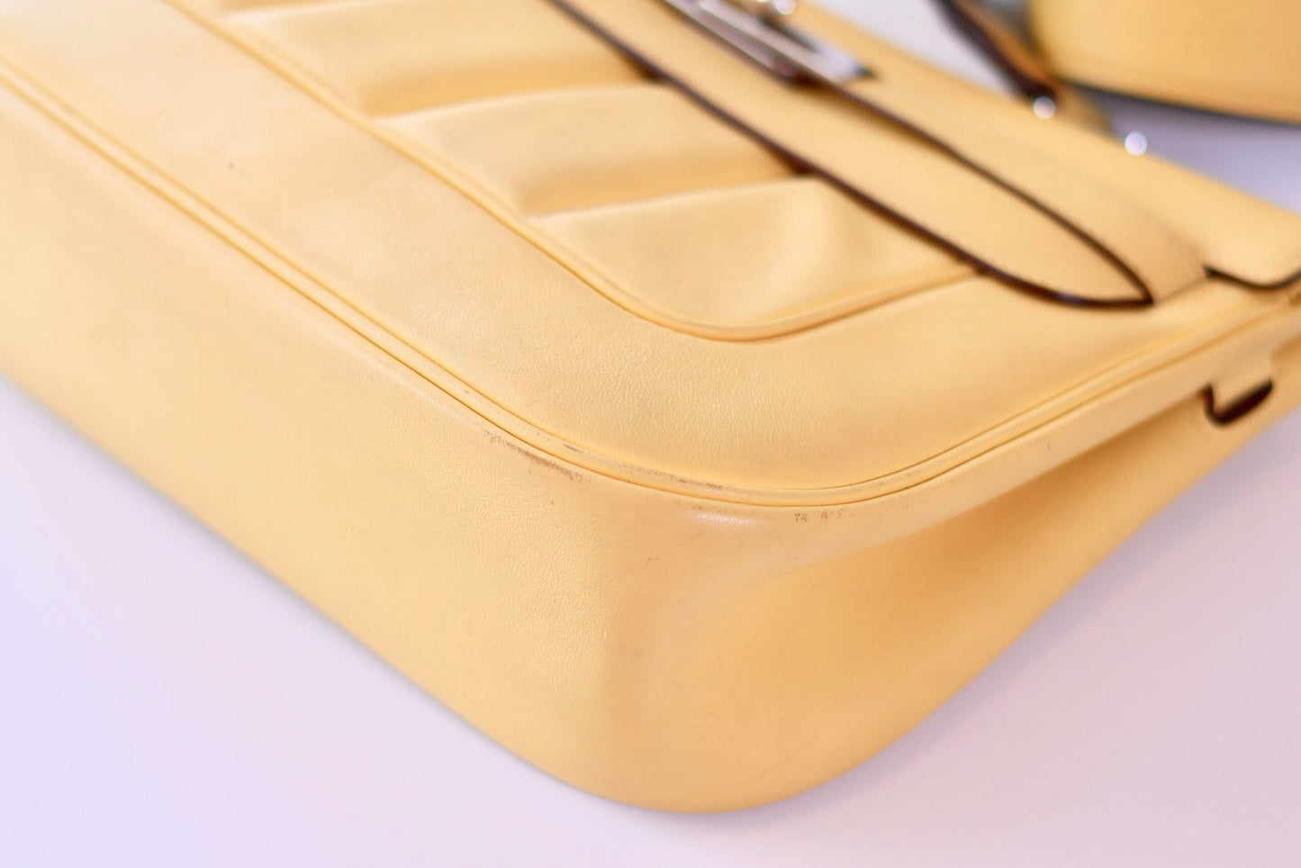 Hermes Berline 28 Jaune Poussin
