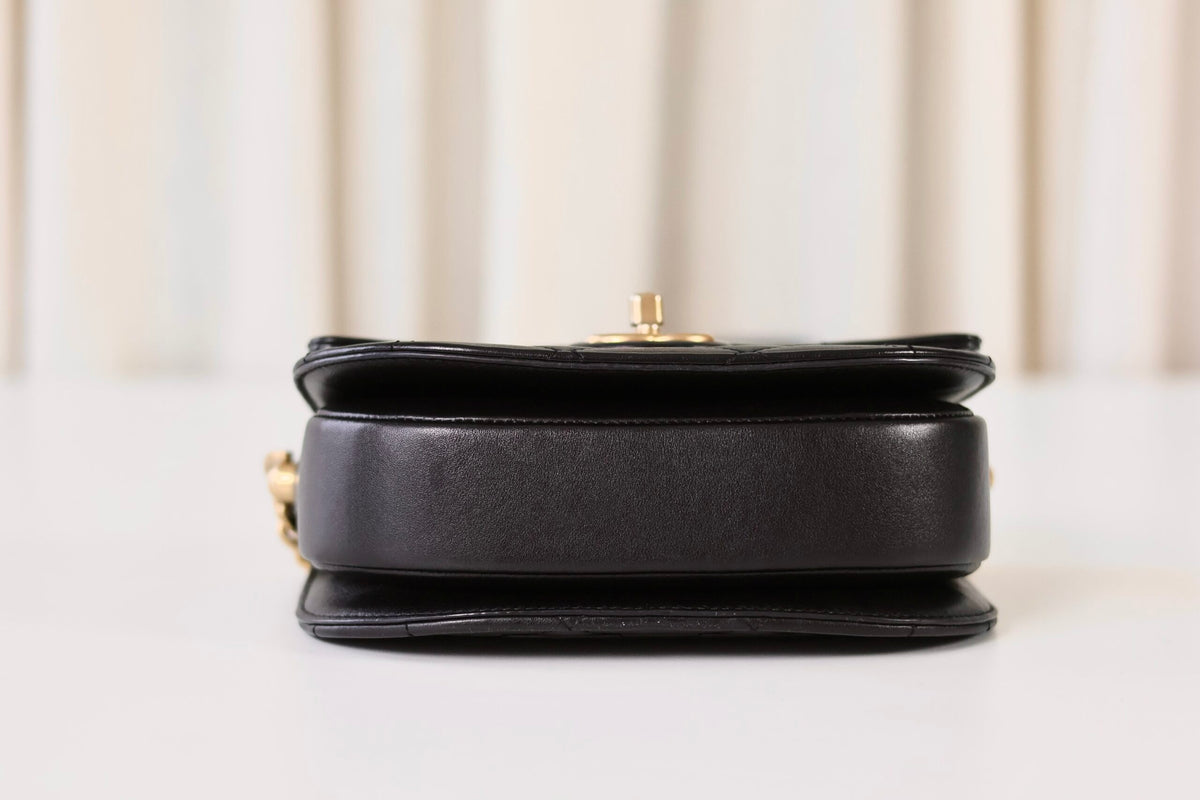 Chanel crossbody bag black