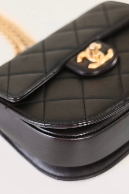 Chanel crossbody bag black