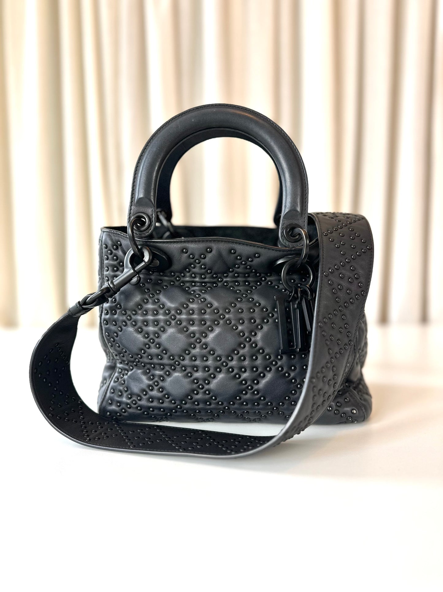 Lady Dior medium black studs