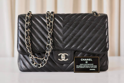 Chanel Classic Chevron Jumbo Black
