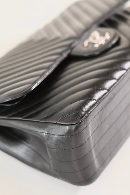 Chanel Classic Chevron Jumbo Black