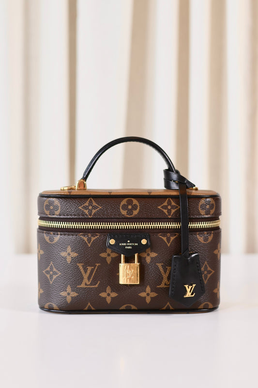 Louis Vuitton Vanity Chain Pouch