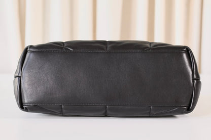 Saint Laurent Puffer Medium Black