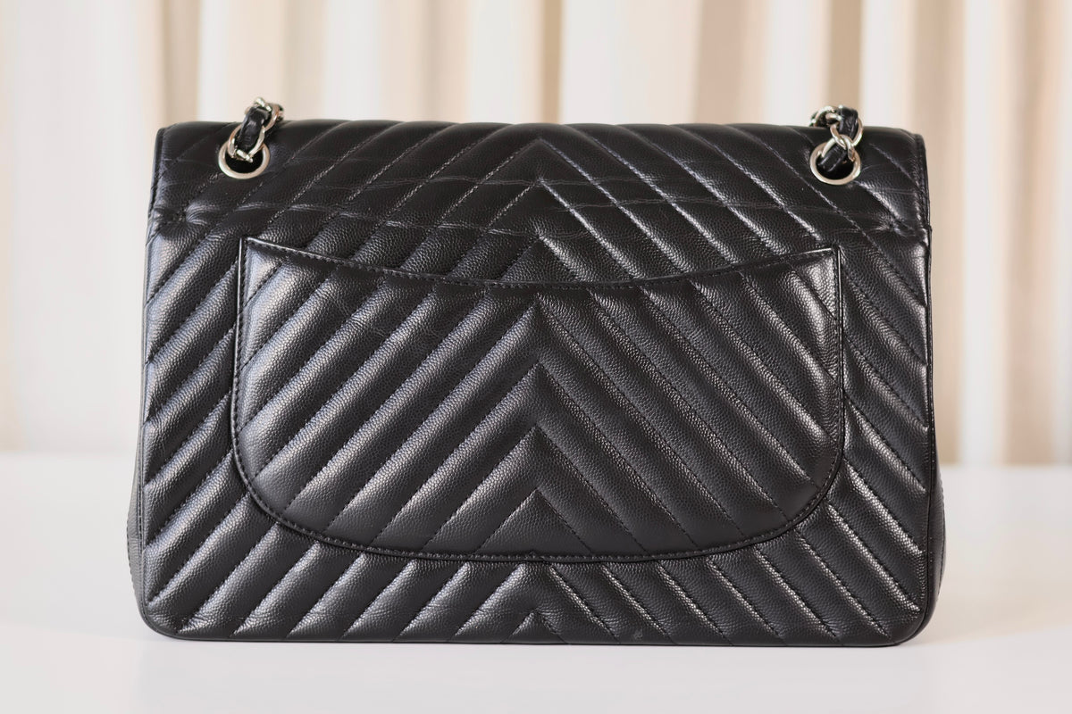 Chanel Classic Chevron Jumbo Black