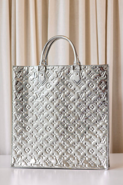 Louis Vuitton Sac Plat Monogram Silver Miroir
