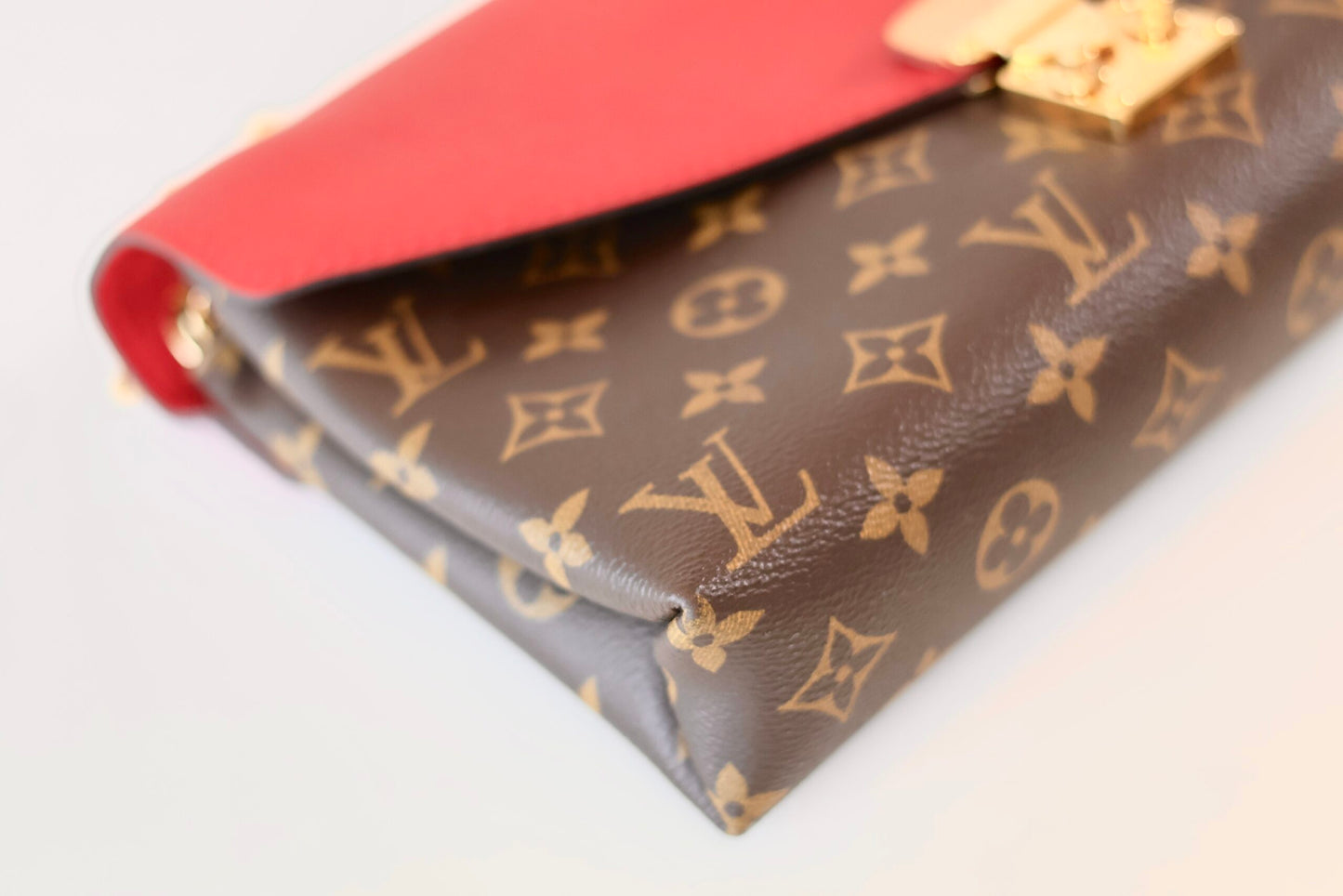 Louis Vuitton Pallas monogram