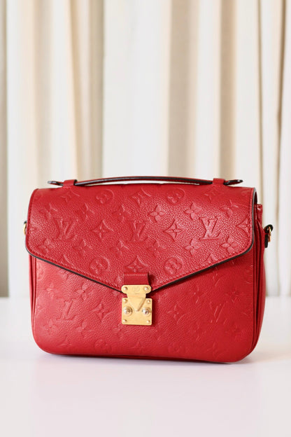 Louis Vuitton Pochette Metis