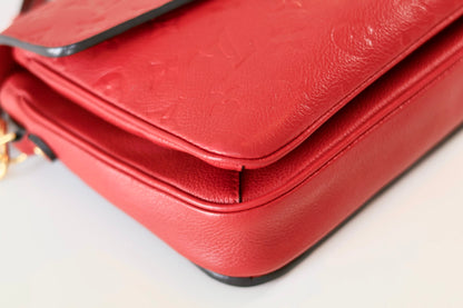 Louis Vuitton Pochette Metis