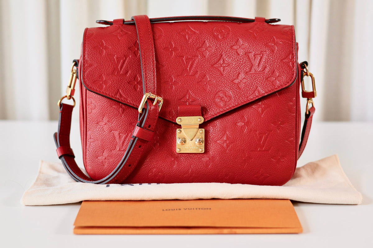 Louis Vuitton Pochette Metis