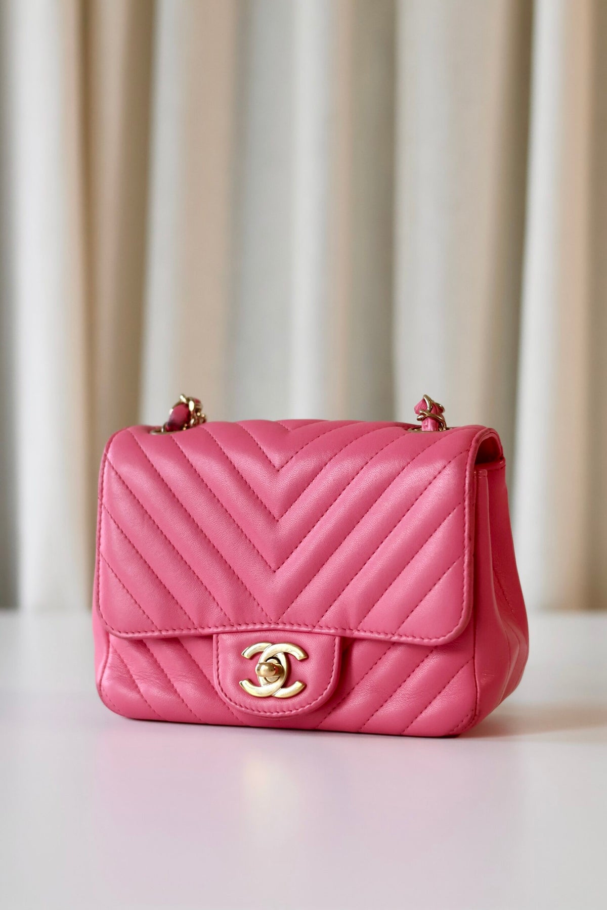 Chevron Mini Square Pink