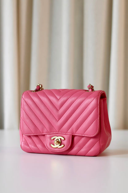 Chevron Mini Square Pink