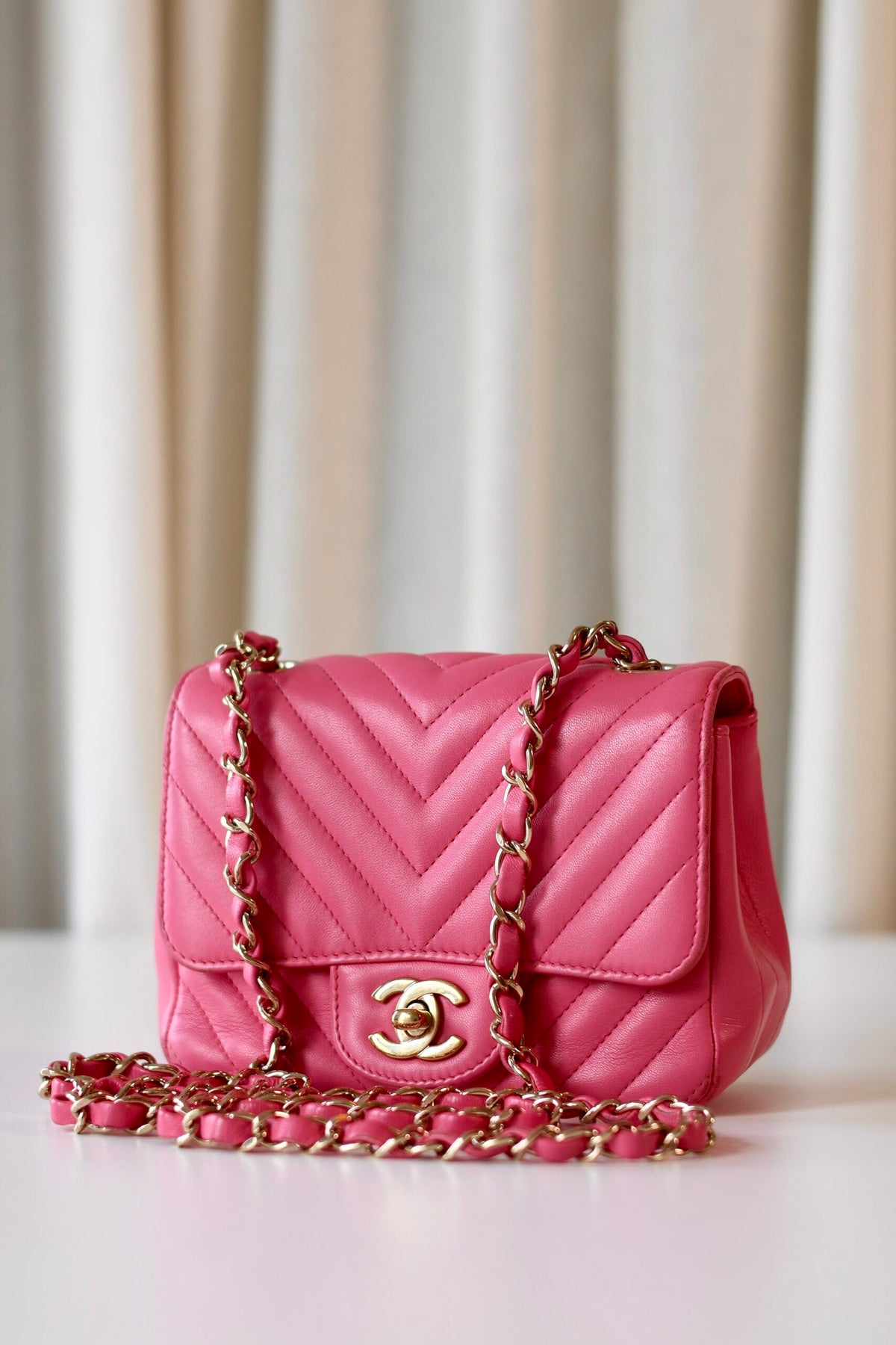 Chevron Mini Square Pink