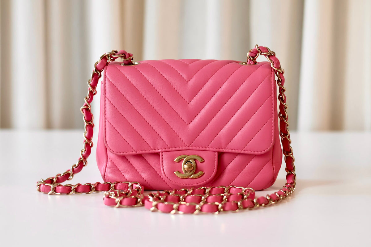 Chevron Mini Square Pink