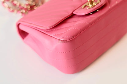 Chevron Mini Square Pink