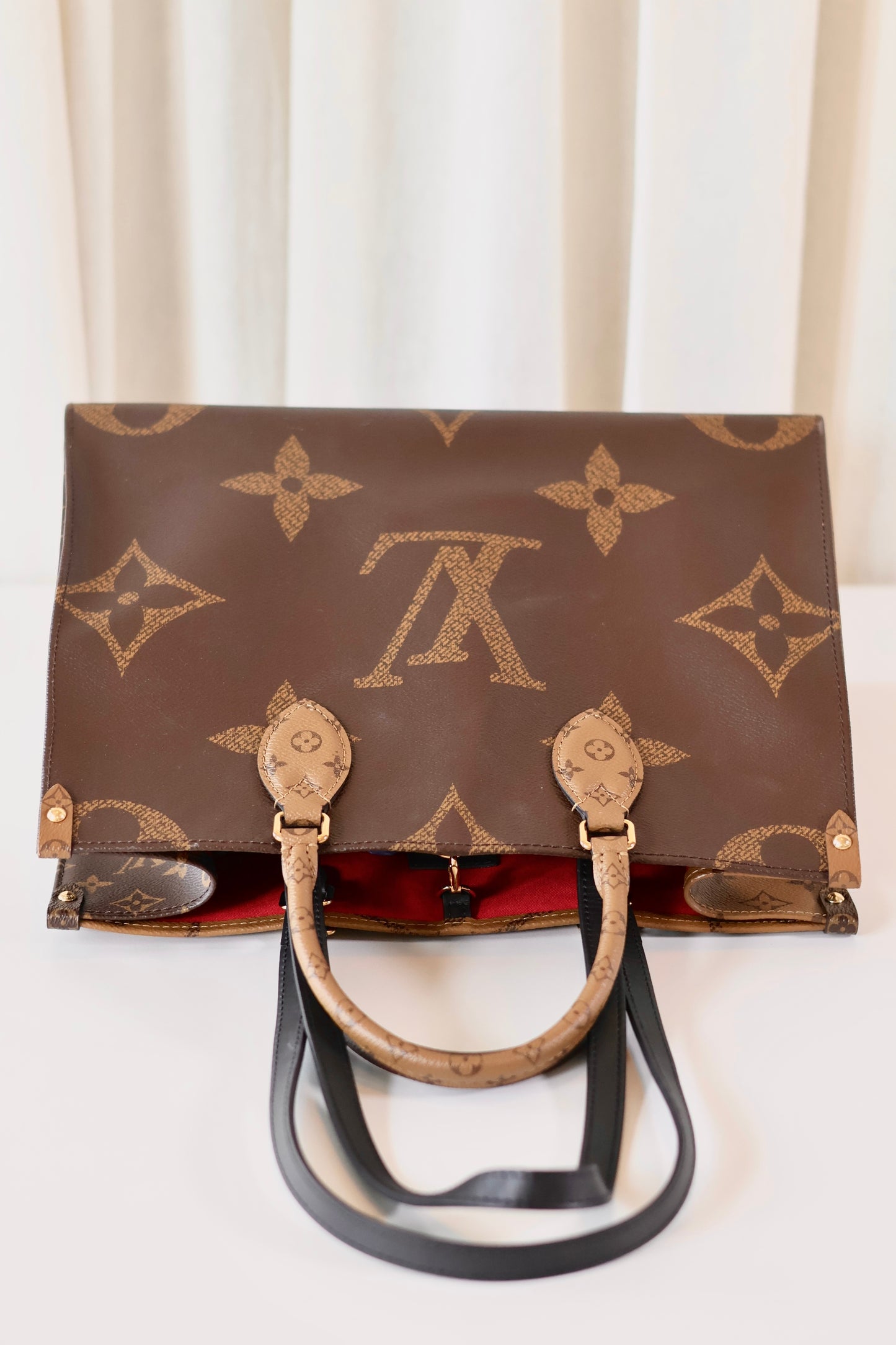 Louis Vuitton On The Go MM