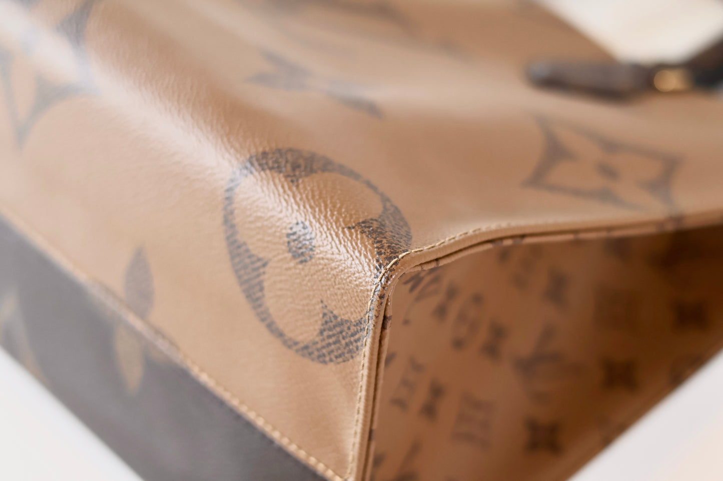 Louis Vuitton On The Go MM