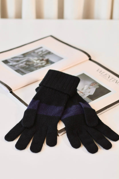 Chanel cashmere gloves