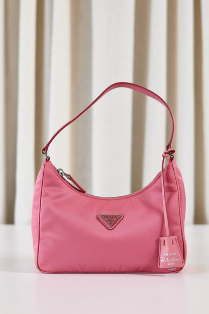 Prada Re-Edition 2005 pink