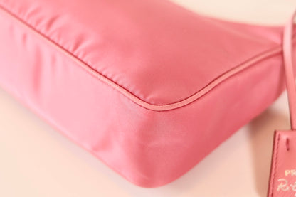 Prada Re-Edition 2005 pink