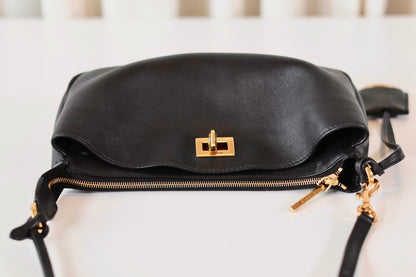 Balenciaga Rodeo Sling Pochette black