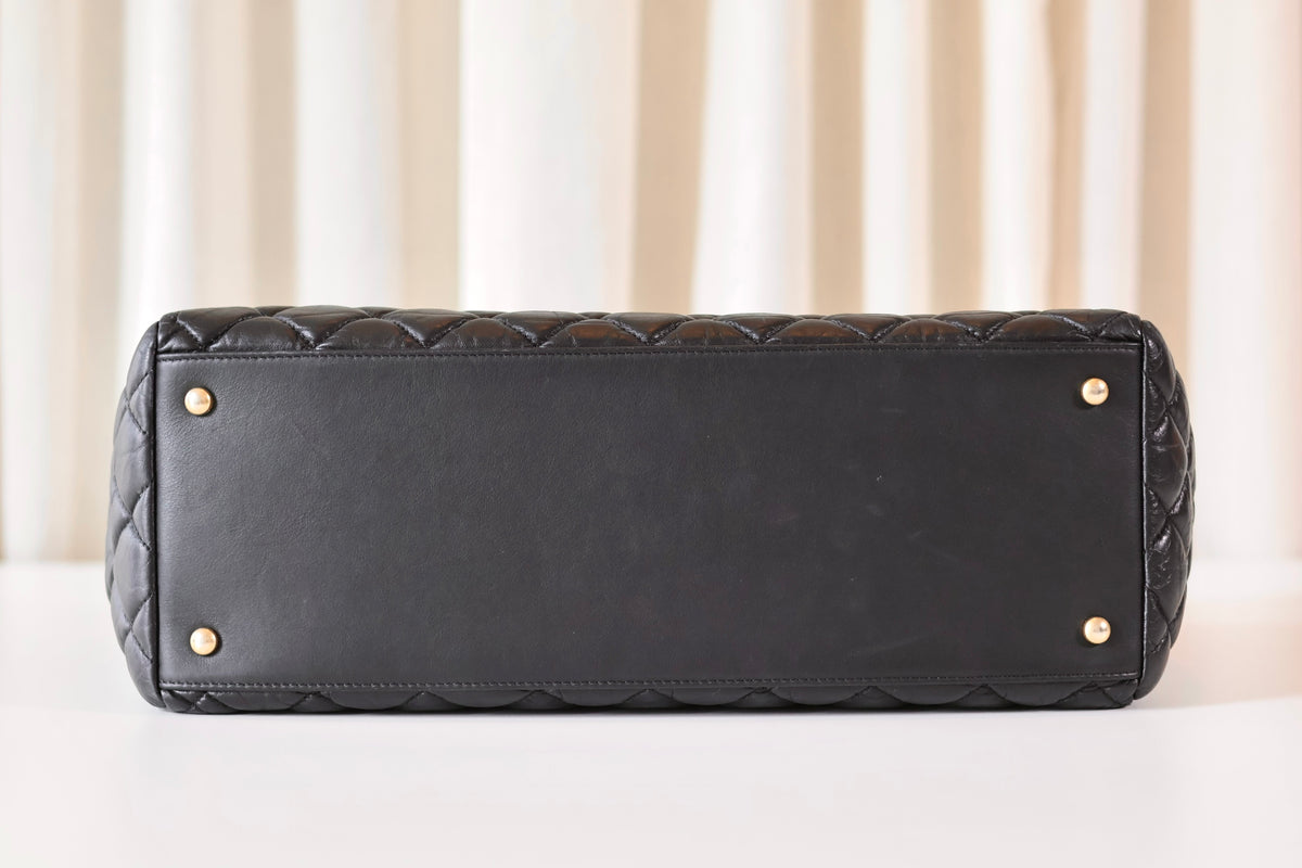 Chanel black quilted shopper