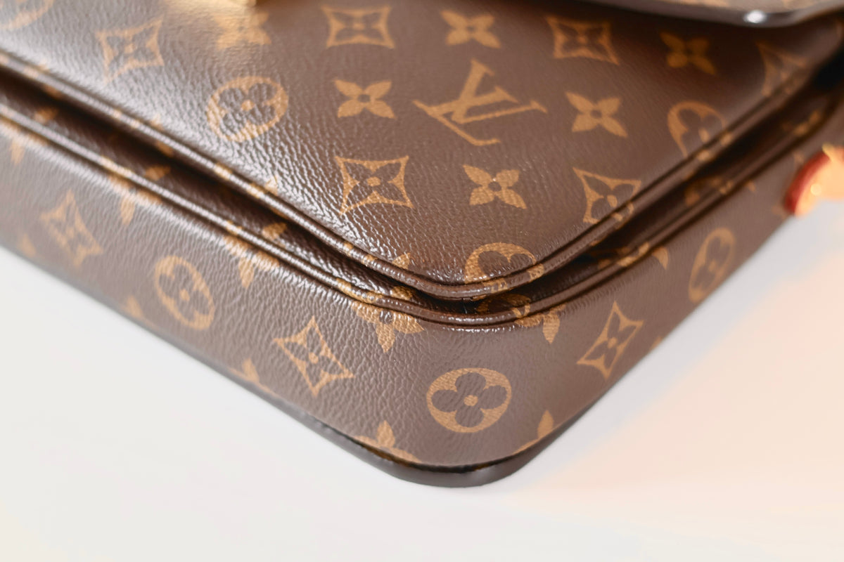 Louis Vuitton Pochette Metis Monogram