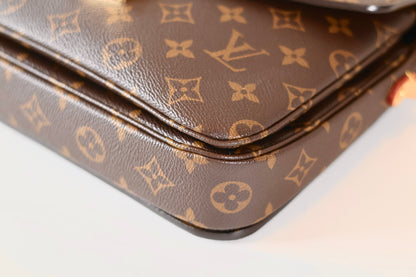 Louis Vuitton Pochette Metis Monogram